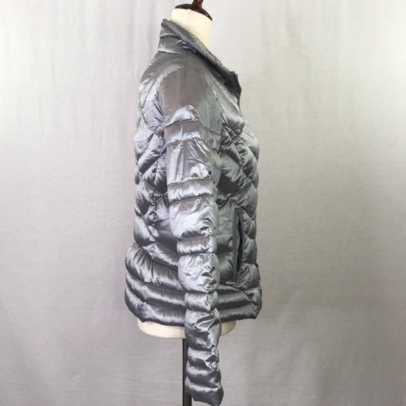 BERNADO Women’s Silver Light Weight Puffer Down Feather  Jacket Sz M - Picture 3 of 8